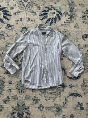 Men's Long-Sleeve Blue Striped Button-Up Shirt